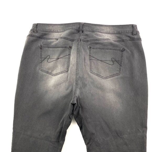 Cato Contemporary Skinny Women's size 18W Gray Denim Jeans - Picture 4 of 4